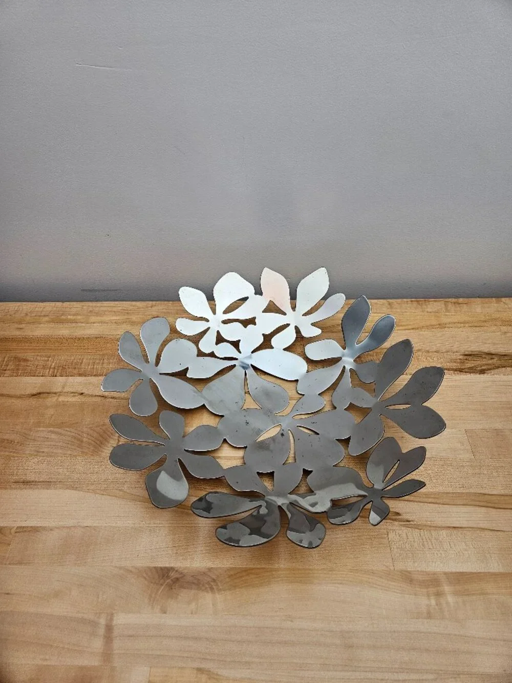 IKEA Stockholm Large Stainless Steel Bowl Monika Mulder Floral Leaf Design 17